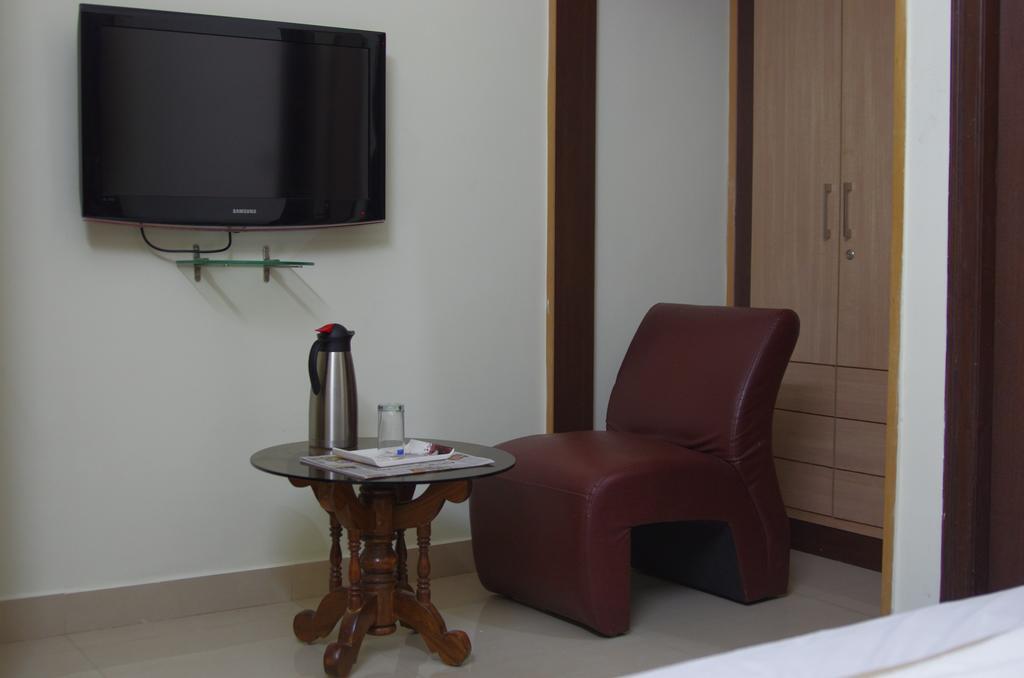 Hotel Horizon Residency Хидерабад Стая снимка